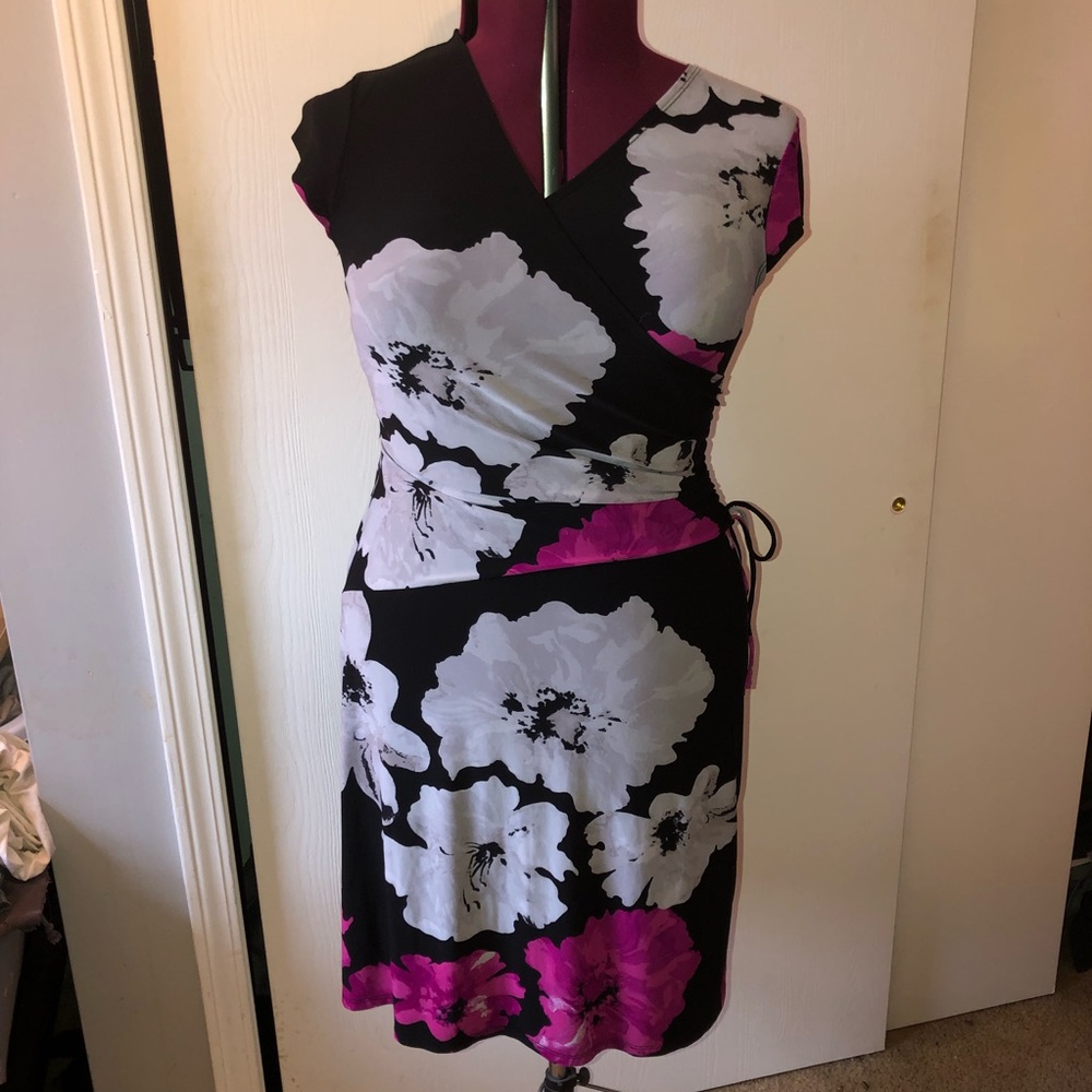 Jones studio. Size 12 wrap dress.